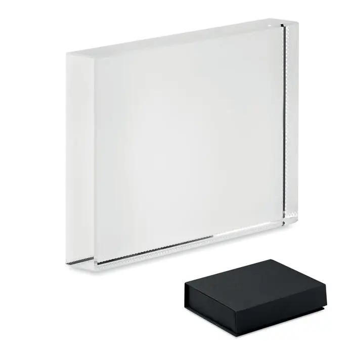 Показать основное фото