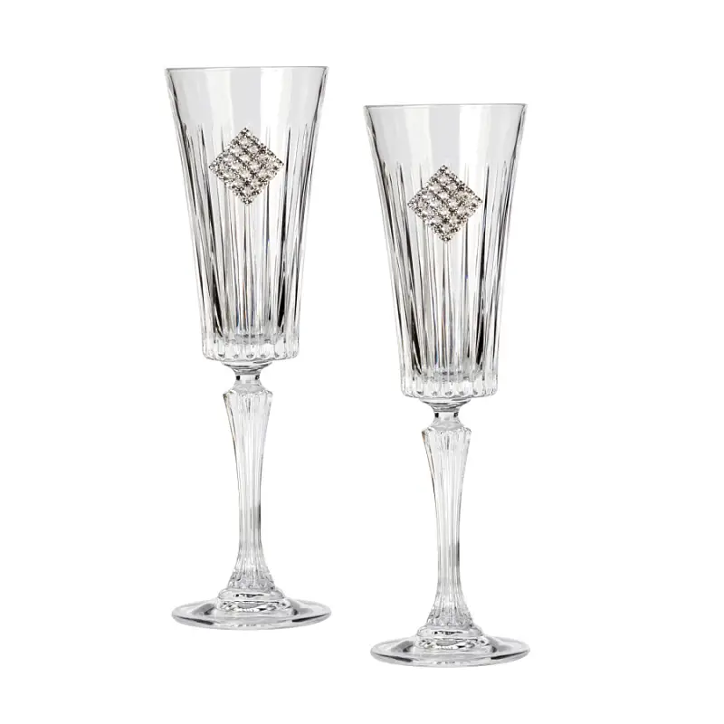 Показать основное фото