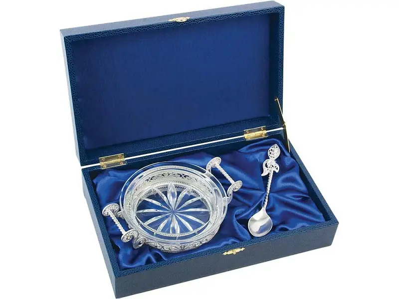 Показать основное фото