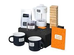 Подарочный набор Re:y. Together  с френчпрессом, кружками и дженгой