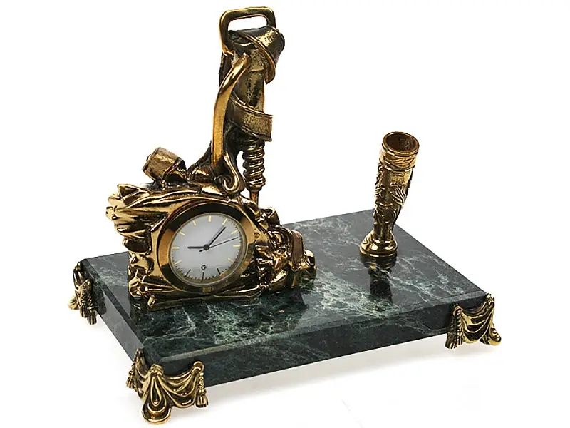 Показать основное фото