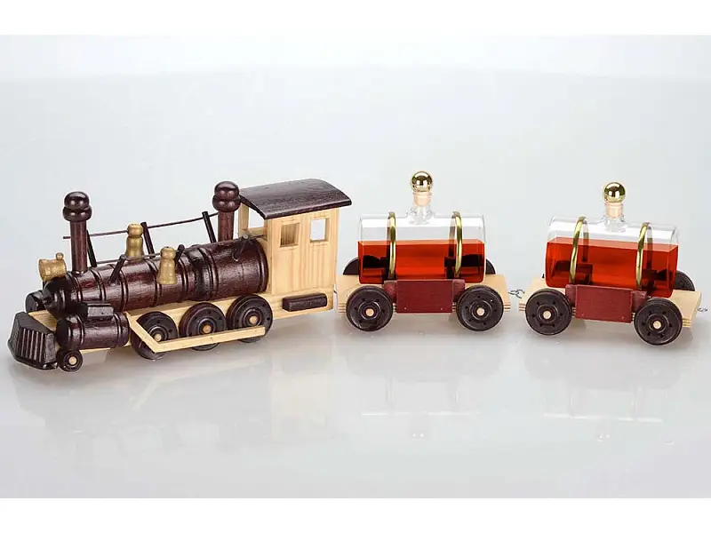 Показать основное фото