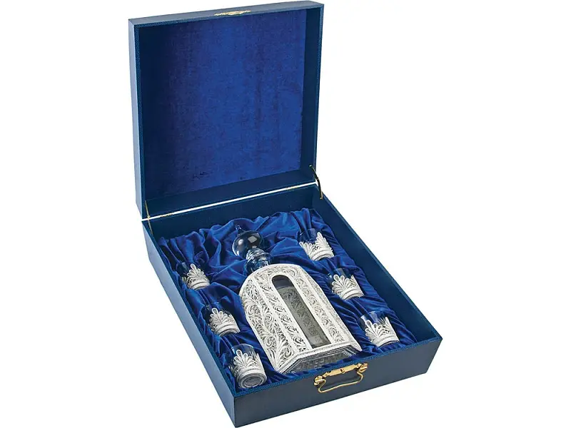 Показать основное фото