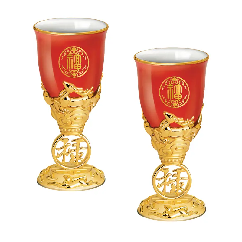 Показать основное фото