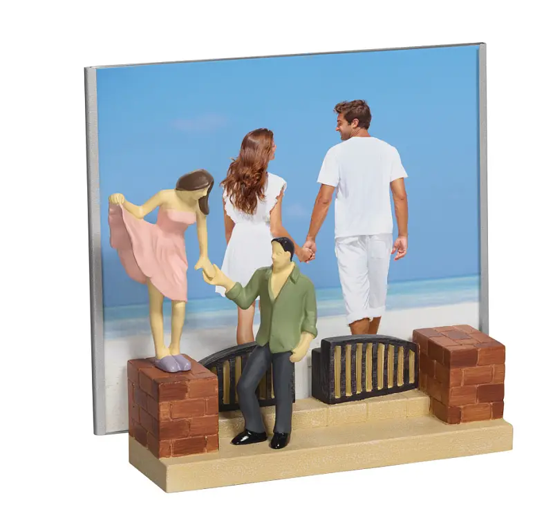 Показать основное фото