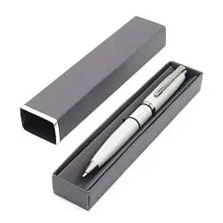 Ручка Betty в коробке Cradle чёрной с серебристым