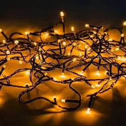 Гирлянда illumiNation Maxi, с лампами накаливания, длина гирлянды: 7 м, длина шнура питания: 75 cм; упаковка: высота 8,1 см, диаметр 8,1 см