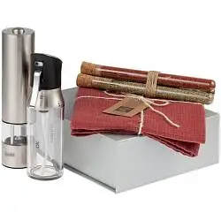 Набор Seasoning, мельница: диаметр 5,2 см, высота 22 см; дозатор: диаметр 5,9 см, высота 20,4 см; набор специй: 22х4,5х4,5 см; набор полотенец: 45х60 см; коробка: 21х24,5х8,8 см