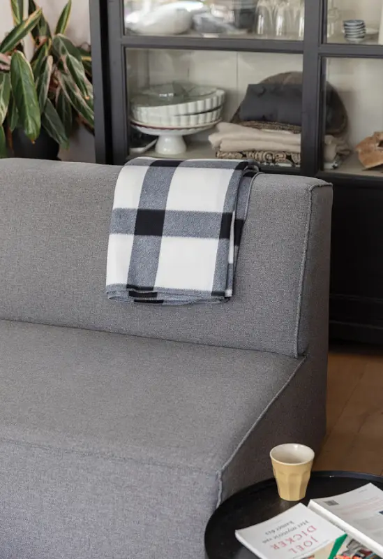 Показать основное фото