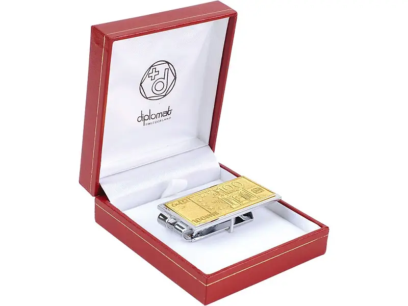 Показать дополнительное фото 1