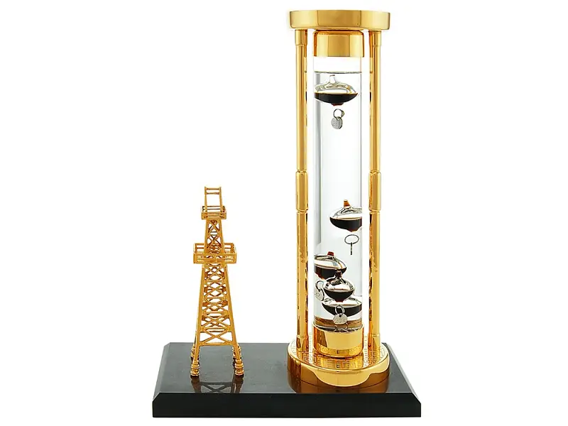 Показать основное фото